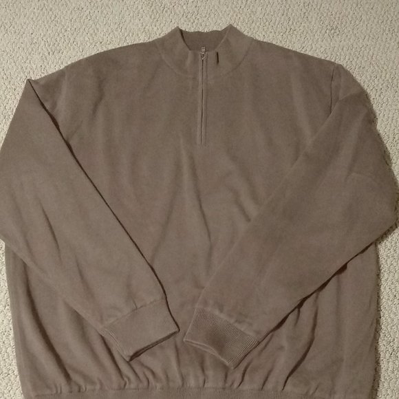 Cutter & Buck Other - Cutter & Buck lined pull over sweater with zip up neck line brown Golf